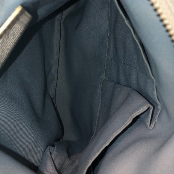 Coach - Picture 5 of 6